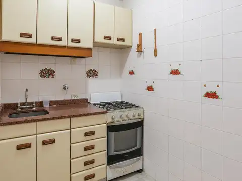 Oficina 3 ambientes con 1 baño