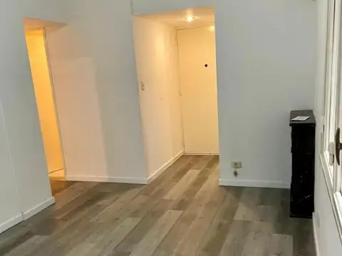 Dpto. 2 Ambientes Recien Mejorado a 3 Cuadras de Av Cabildo y Estacion Subte D Jose Hernandez