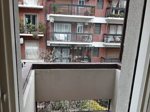 Paraguay 3300, Piso 5