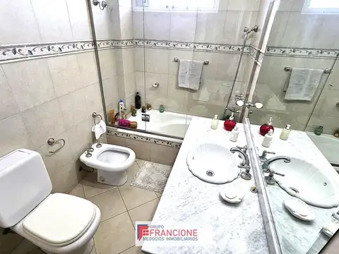 Departamento en Venta en Parque Chacabuco, USD 230.000