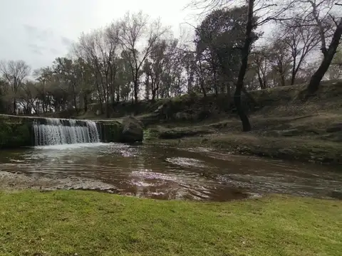 Casa 5 ambientes con 4 baños
