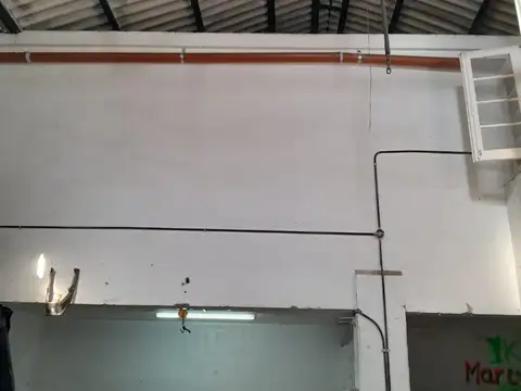 Galpon en Alquiler en Bernal, $ 900.000