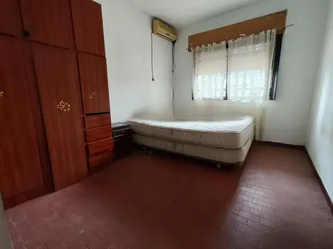 Depto Tipo Casa 4 ambientes con 1 baño