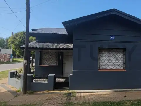 Bossinga 400, Piso 0