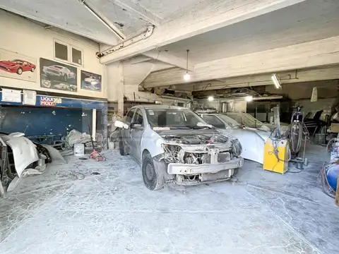 Juan B. Justo  al 3700 esquina Bermúdez