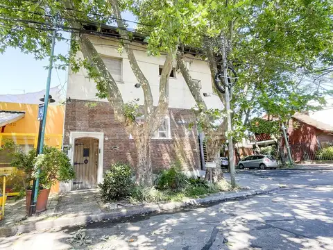 Depto Tipo Casa en Venta 50 años