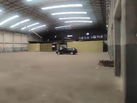 GALPÓN / DEPÓSITO 970 m2 EN ALQUILER – EXCELENTE UBICACIÓN EN AVELLANEDA