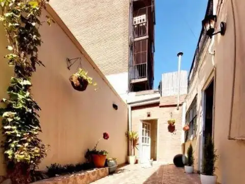 PH en venta - 3 dormitorios 1 baño - 143mts2 - Villa Luro