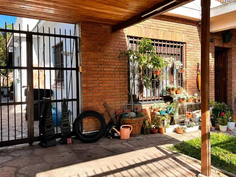 Casa en Venta en Villa Adelina, USD 219.000
