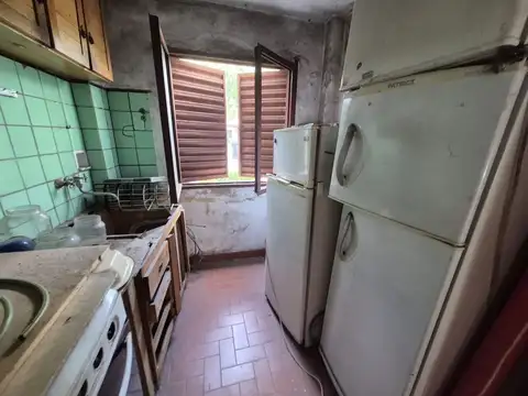 Depto Tipo Casa en Venta en Versalles, USD 140.000