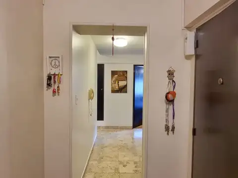 Departamento 8 ambientes con 3 baños