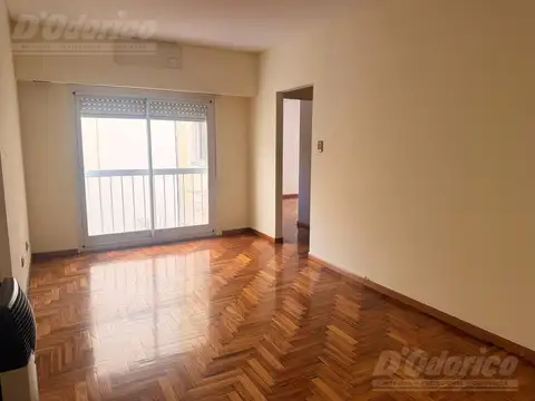 Departamento en Venta en Flores, USD 80.000