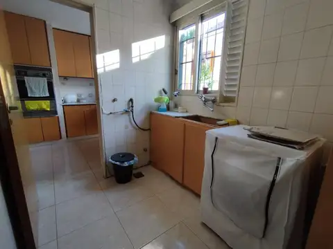 Departamento 6 ambientes con 3 baños