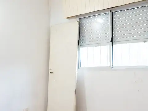 Casa 2 ambientes con 1 baño
