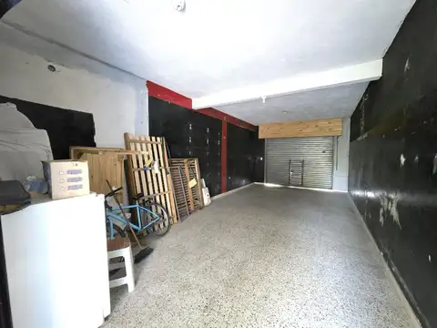 Avenida Blas Parera 100