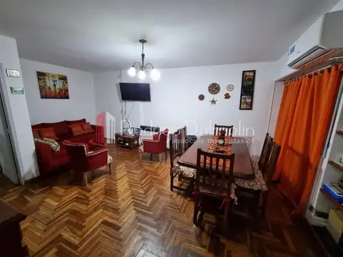 Urquiza 100