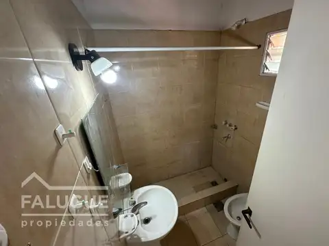 Depto Tipo Casa en Alquiler en Villa Ballester, $ 580.000