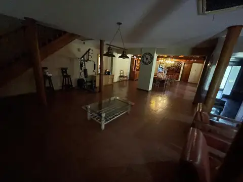 IMPORTANTE PROPIEDAD EN FUNES