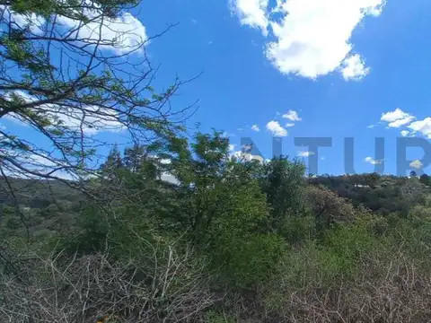 Venta Lote en esquina de más de 3.000 m² en Cuesta Blanca – Vistas únicas, entorno residencial y a 7