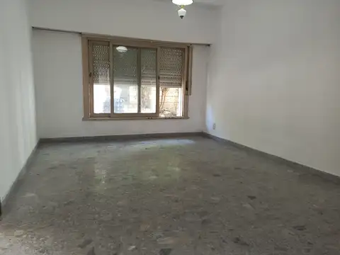 VENTA CASA 3 AMB C/COCHERA VICTORIA (FATE)