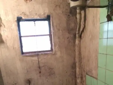 Casa 2 ambientes con 1 baño