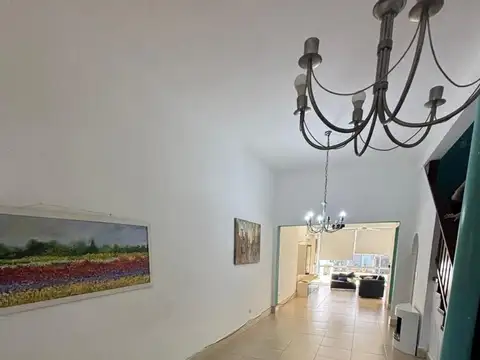 Casa en Alquiler de 3 dormitorios