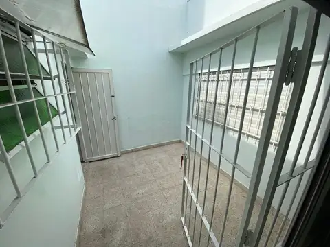 Depto Tipo Casa en Alquiler de 2 dormitorios