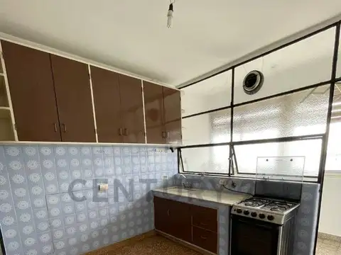 55 N° 605 entre 7 y 8- Departamento de dos dormitorios en venta