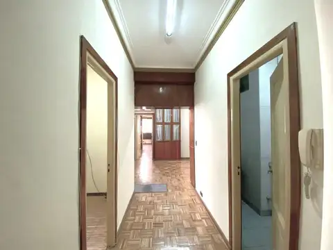 Alquiler 3 Ambientes con dependencia en San Nicolás Apto mascotas, profesional y comercial