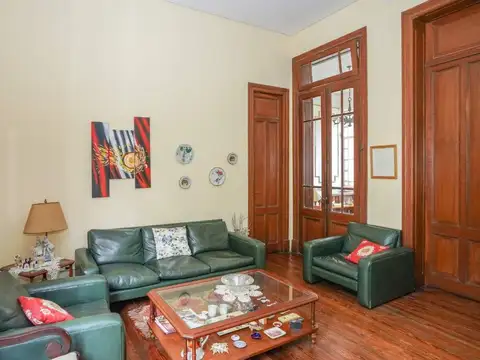 Depto Tipo Casa 5 ambientes con 2 baños