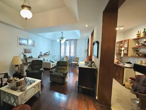 Depto Tipo Casa en Venta 49 años