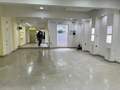 Local en Venta en San Isidro Vias / Libertador, USD 220.000