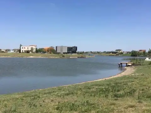 Terreno en Venta 19  mts Fondo