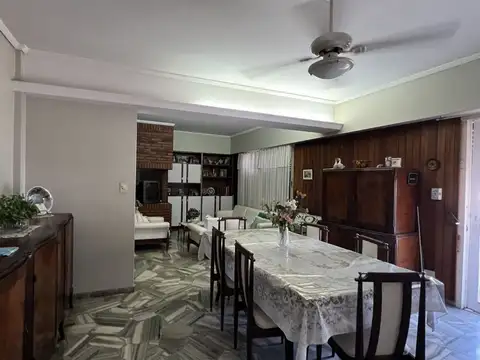 Depto Tipo Casa en Venta de 4 ambientes