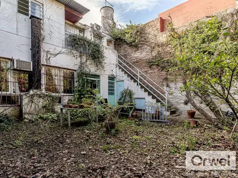 Depto Tipo Casa 6 ambientes con 4 baños