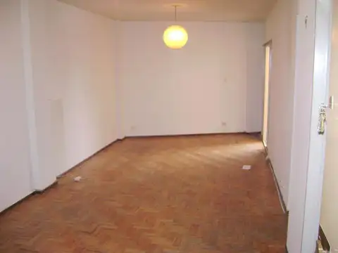Fonrouge 100, Piso 3