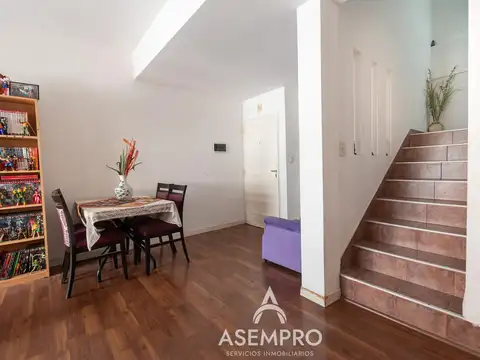 Depto Tipo Casa 4 ambientes con 1 baño
