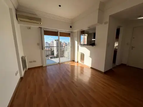 Departamento en Alquiler en Lanus Oeste, $ 670.000