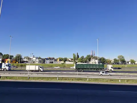 Av. Presidente Perón  al 6300