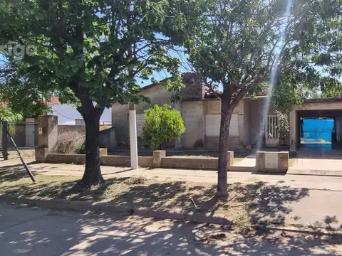 Casa en  Zavalla, San Lorenzo 2300