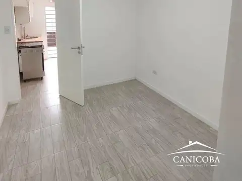 Depto Tipo Casa en Venta de 1 dormitorio