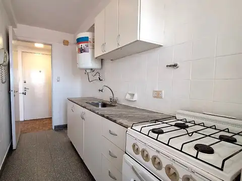 Avenida Hipólito Yrigoyen 2900