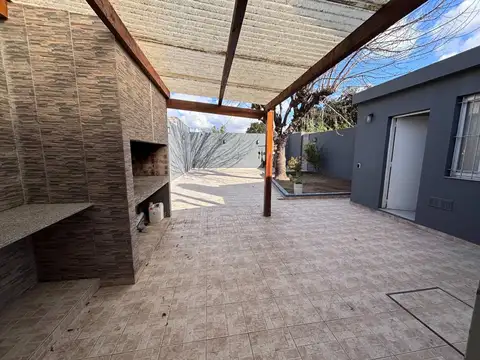 CASA EN VENTA EN PERGAMINO