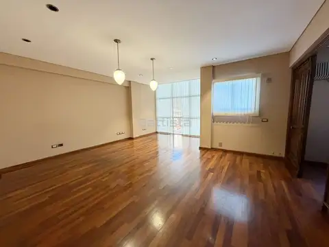 Belgrano 100, Piso 7