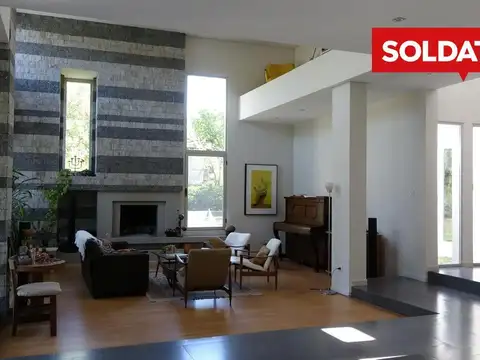 Casa 6 ambientes con 3 baños