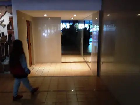 Avda. Caseros 3200, Piso 1