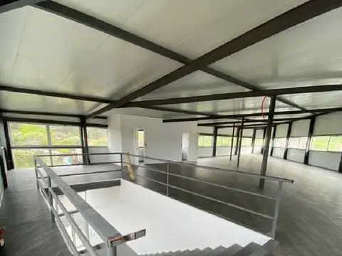 Maldonado - Local comercial - Alquiler - 240m2