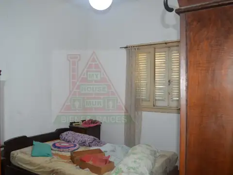 Casa 2 ambientes con 1 baño