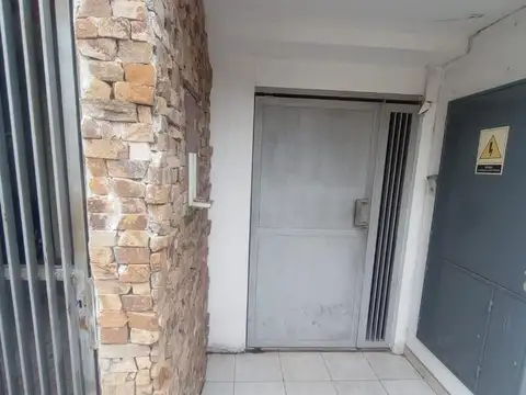 Pasaje Las Rosas Bis 600, Piso 00