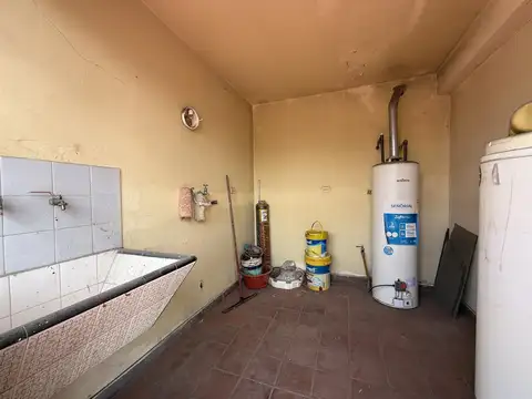 Depto Tipo Casa en Venta 50 años